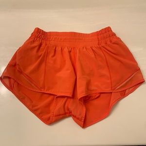 lululemon hotty hot short